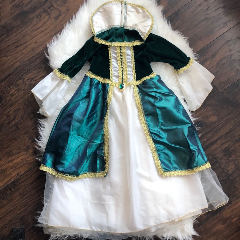 Girls’ Emerald Queen Costume